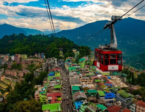 Package Tour to Darjeeling and Gangtok: 3-Night Eastern Himalayan Escape