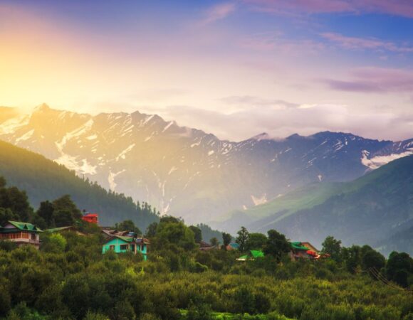 Shimla & Manali Tour Package for an Couple: 4-Night Romantic Escapade