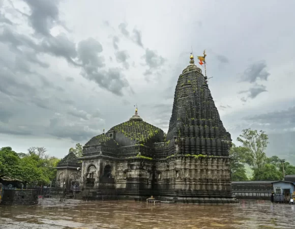 Shirdi, Shani Shingnapur & Trimbakeshwar Tour Package: 2-Night Holy Circuit